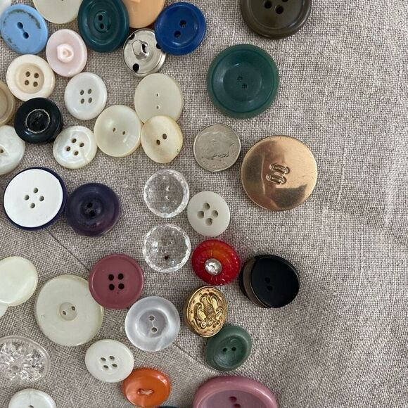 Vintage 164 Lot of Spare Buttons Metal Pastel Rhinestone Crest Assortment - Picture 5 of 13